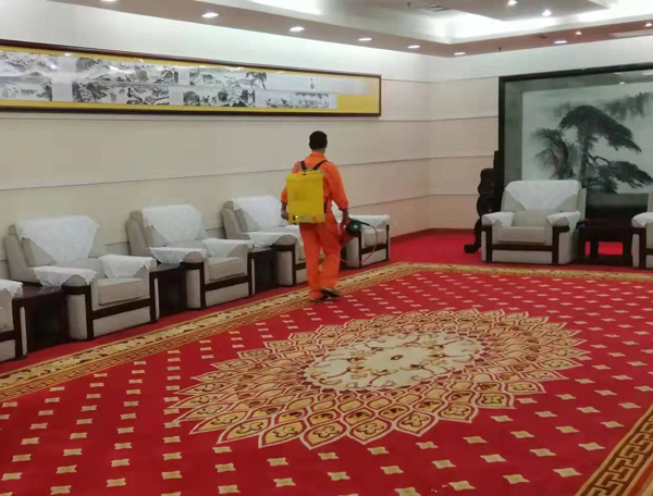 白蚁防治施工现场